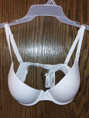 VS PINK Plain White Push-Up Bra 34 D